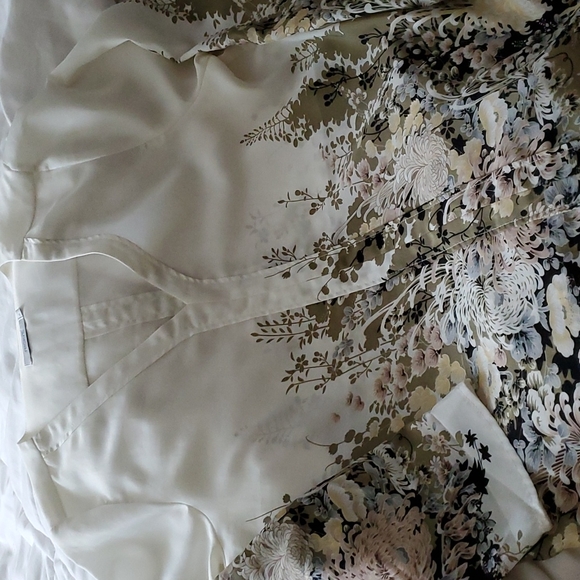 Blouse - Picture 4 of 4